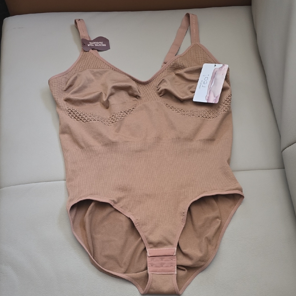 Comfirt By real Tawny Brown Seamless Shaping Bodysuit NWT
